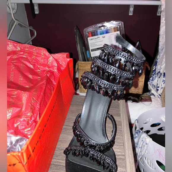 Heels - Picture 3 of 8